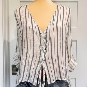 En Crème Lace-up Festival Ready Blouse- Large